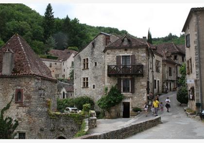 Saint-Cirq-Lalopie: gerestaureerd middeleeuws stadje