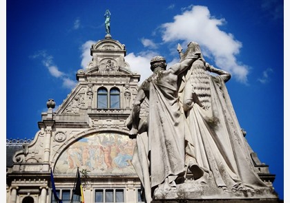 Sint-Baafskathedraal en omgeving bezoeken in Gent