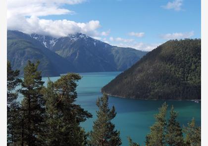 Sognefjord mooiste en langste fjord ter wereld