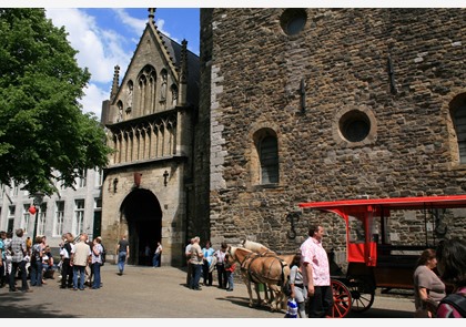 Maastricht via 3 échte stadswandelingen