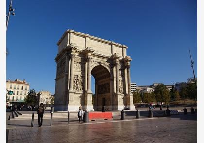 Stadswandeling Marseille: van laag (Vieux Port) naar hoog (basiliek)