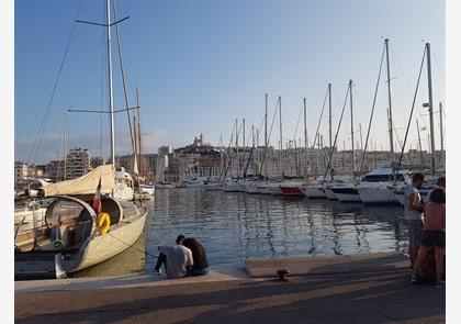 Stadswandeling Marseille: van laag (Vieux Port) naar hoog (basiliek)