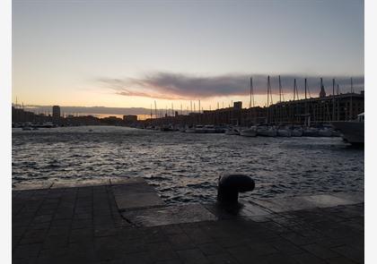 Stadswandeling Marseille: van laag (Vieux Port) naar hoog (basiliek)