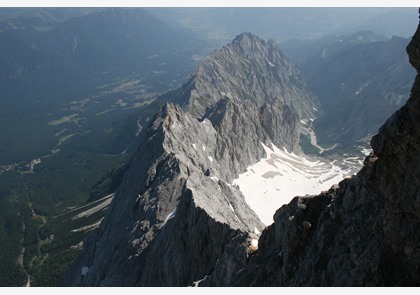 Zugspitze: bereikbaar vanuit Duitsland en Oostenrijk