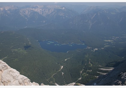 Zugspitze: bereikbaar vanuit Duitsland en Oostenrijk